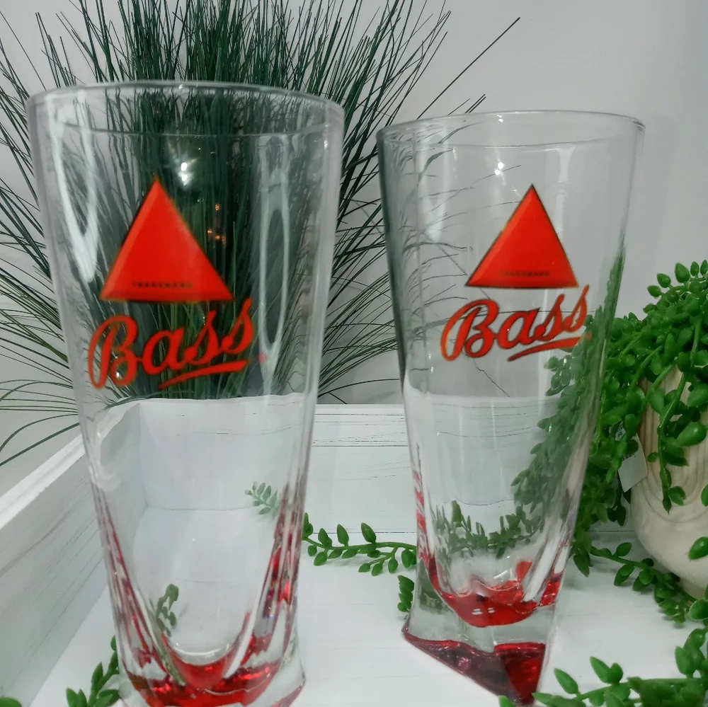 Pair Bass Ale Tall Drinking Glasses
